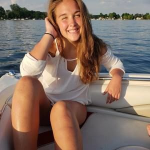 Meet your Posher, Bethany